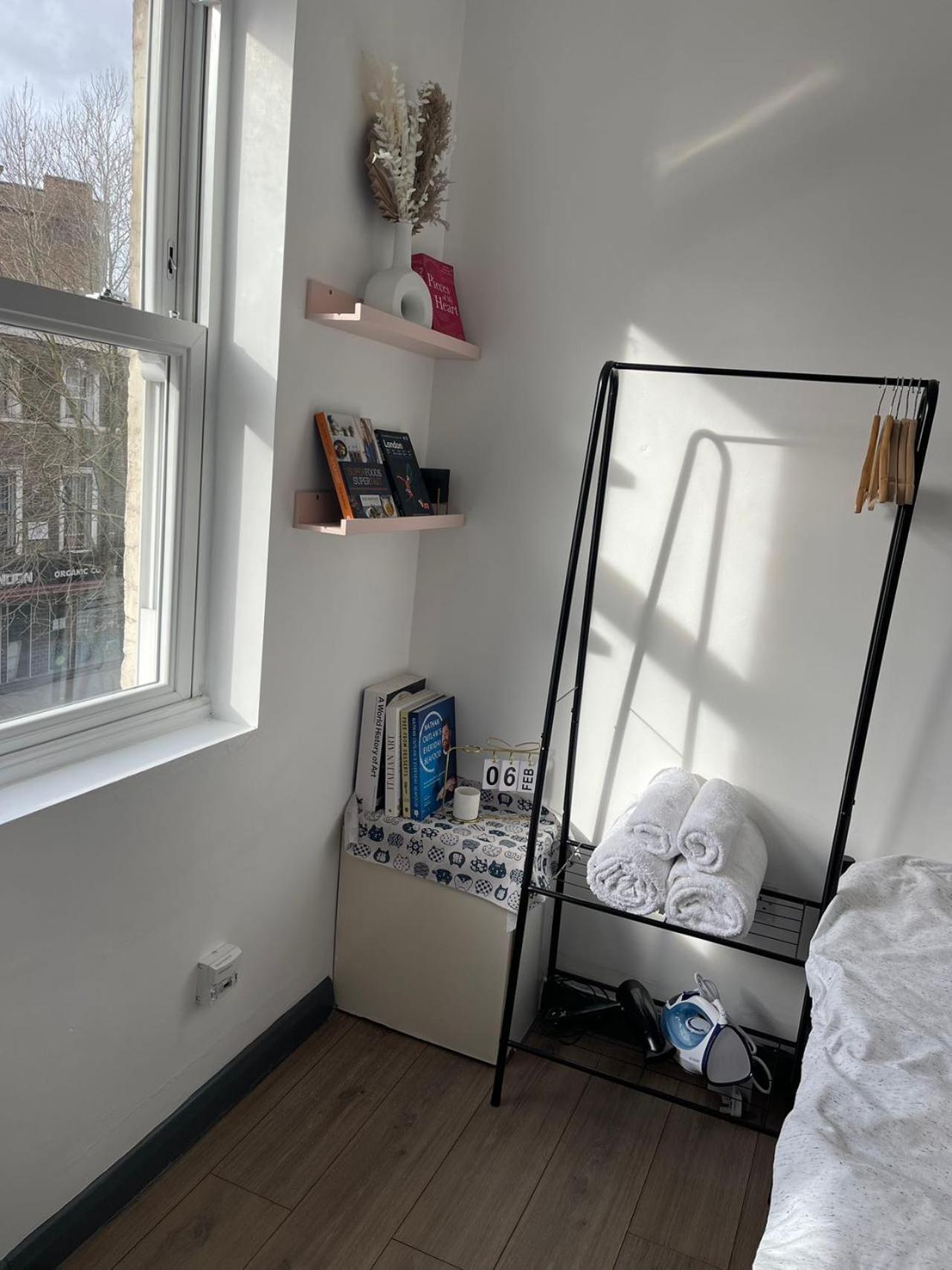 Cosy Room2 In Kings Cross 런던 외부 사진