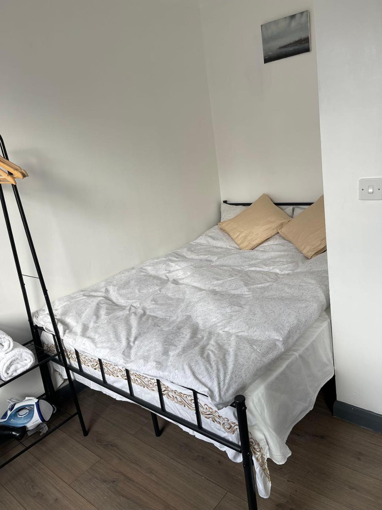 Cosy Room2 In Kings Cross 런던 외부 사진