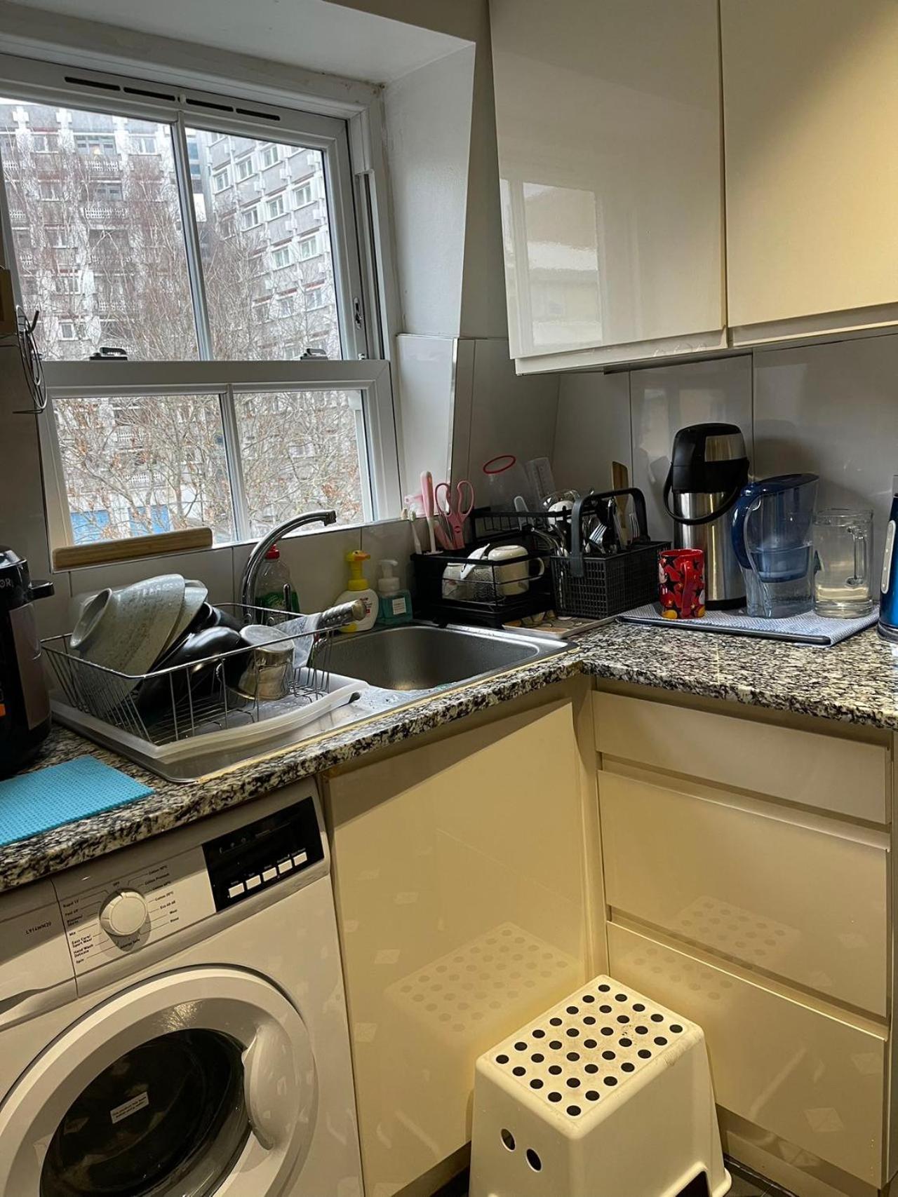 Cosy Room2 In Kings Cross 런던 외부 사진